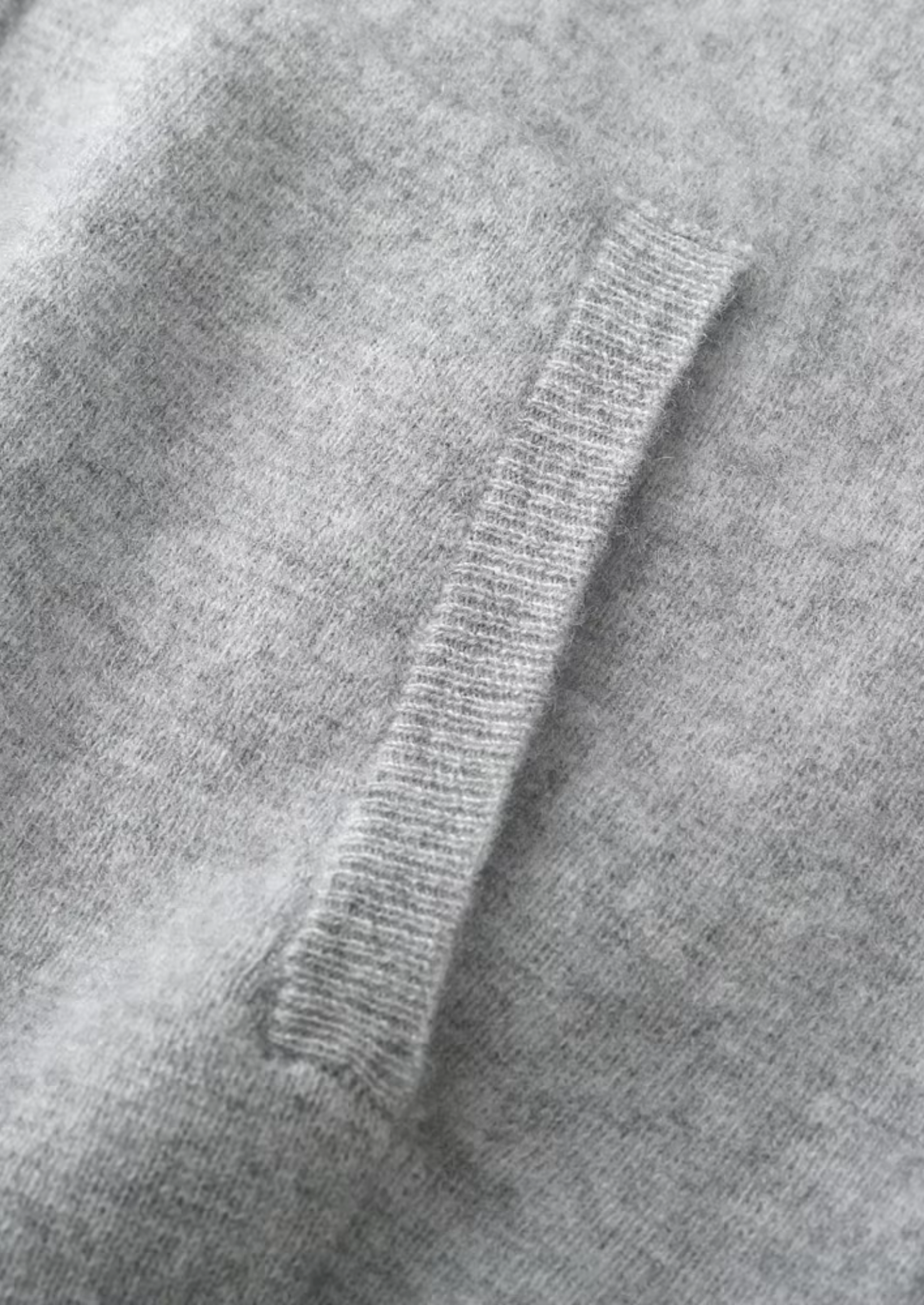 PURE EXTRA-FINE MERINO WOOL ZIPPER HOODIE